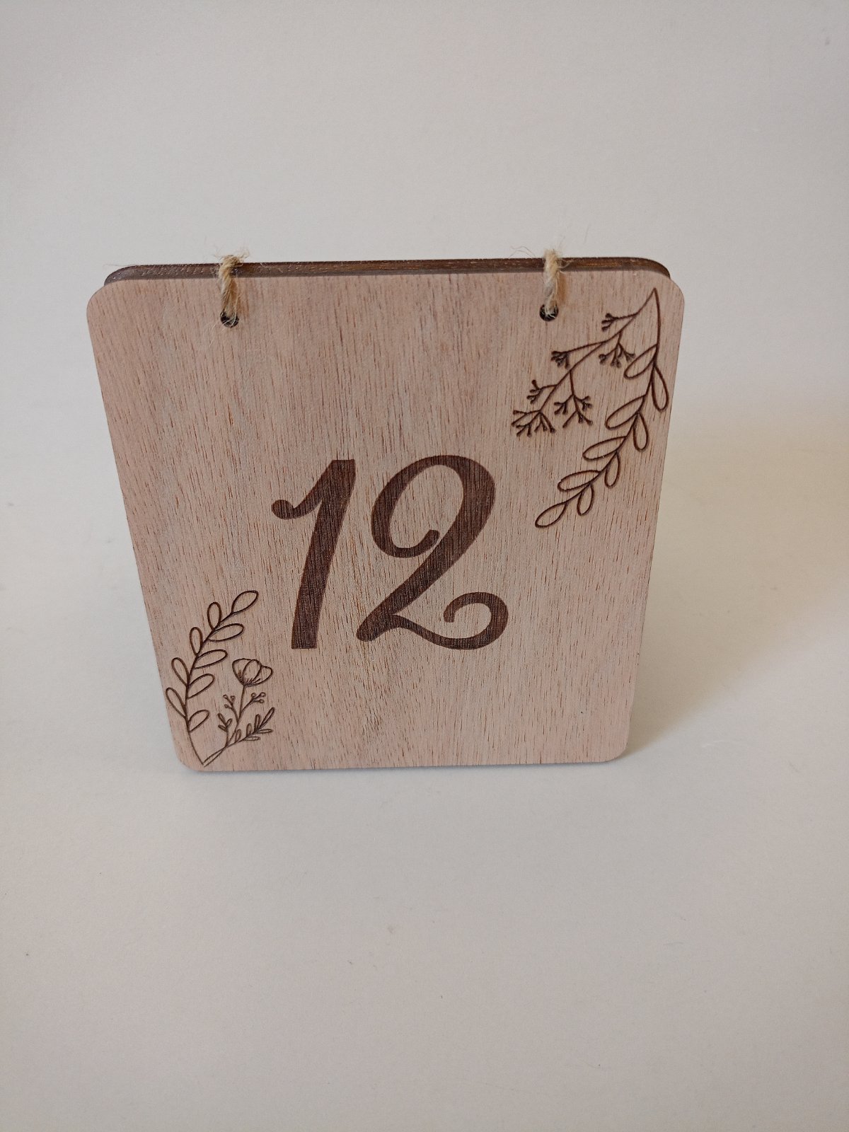 Στοιχείο ξύλινο αρίθμησης τραπεζιών