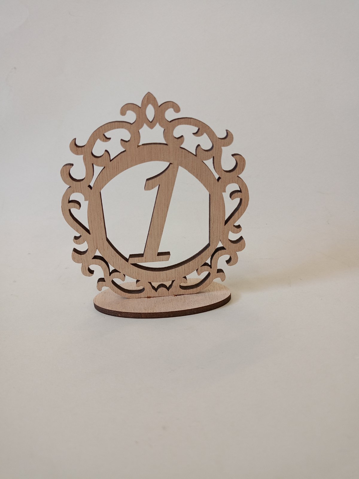 Στοιχείο ξύλινο αρίθμησης τραπεζιών